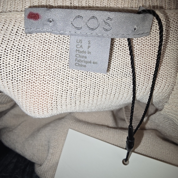 Active USA Light Beige Sweater - Picture 6 of 7